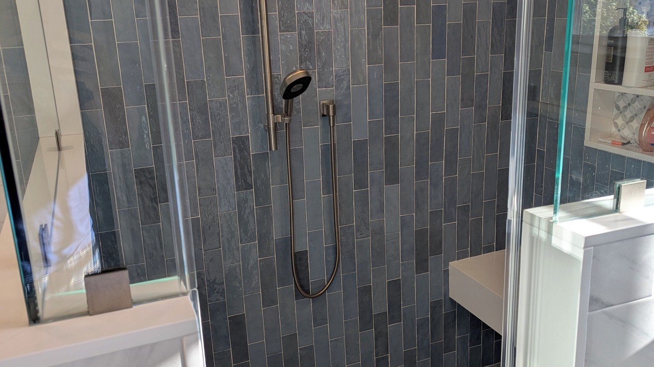 Photo of Bathroom in Plainedge