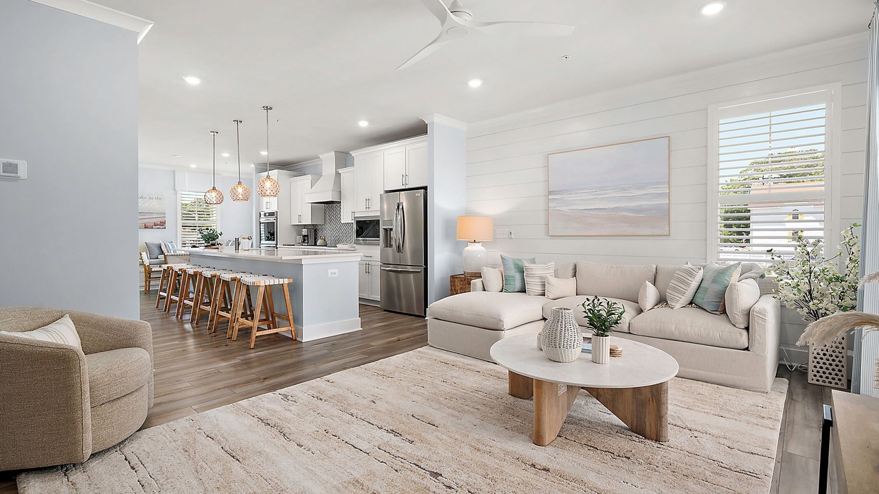 Photo of Livingroom in Caine Woods