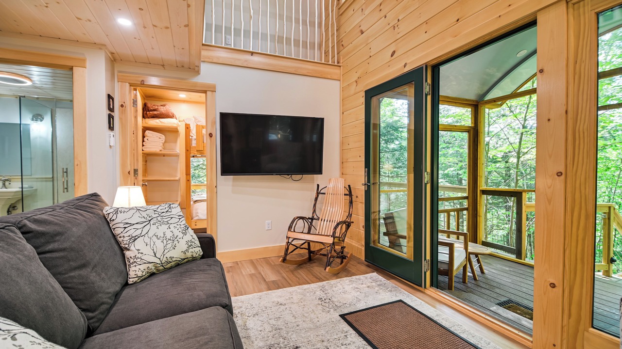 Photo of Livingroom in Rumford Center