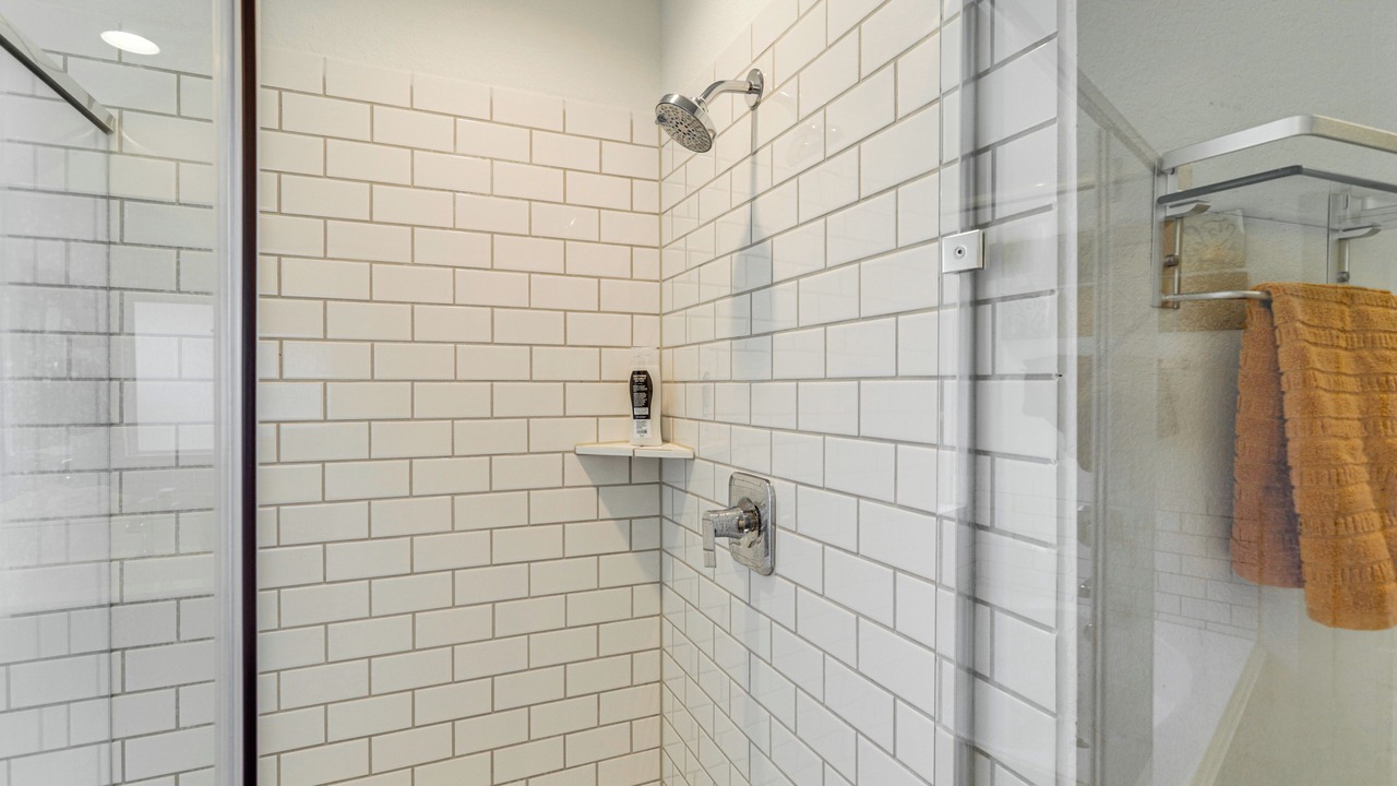 Photo of Bathroom in Clodine