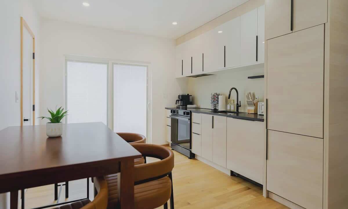 Photo of Kitchen in Central-Maverick Square - Paris Street