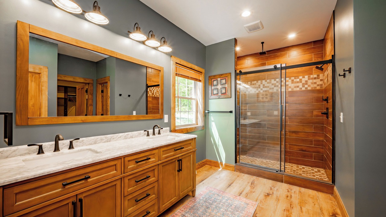 Photo of Bathroom in Friendsville