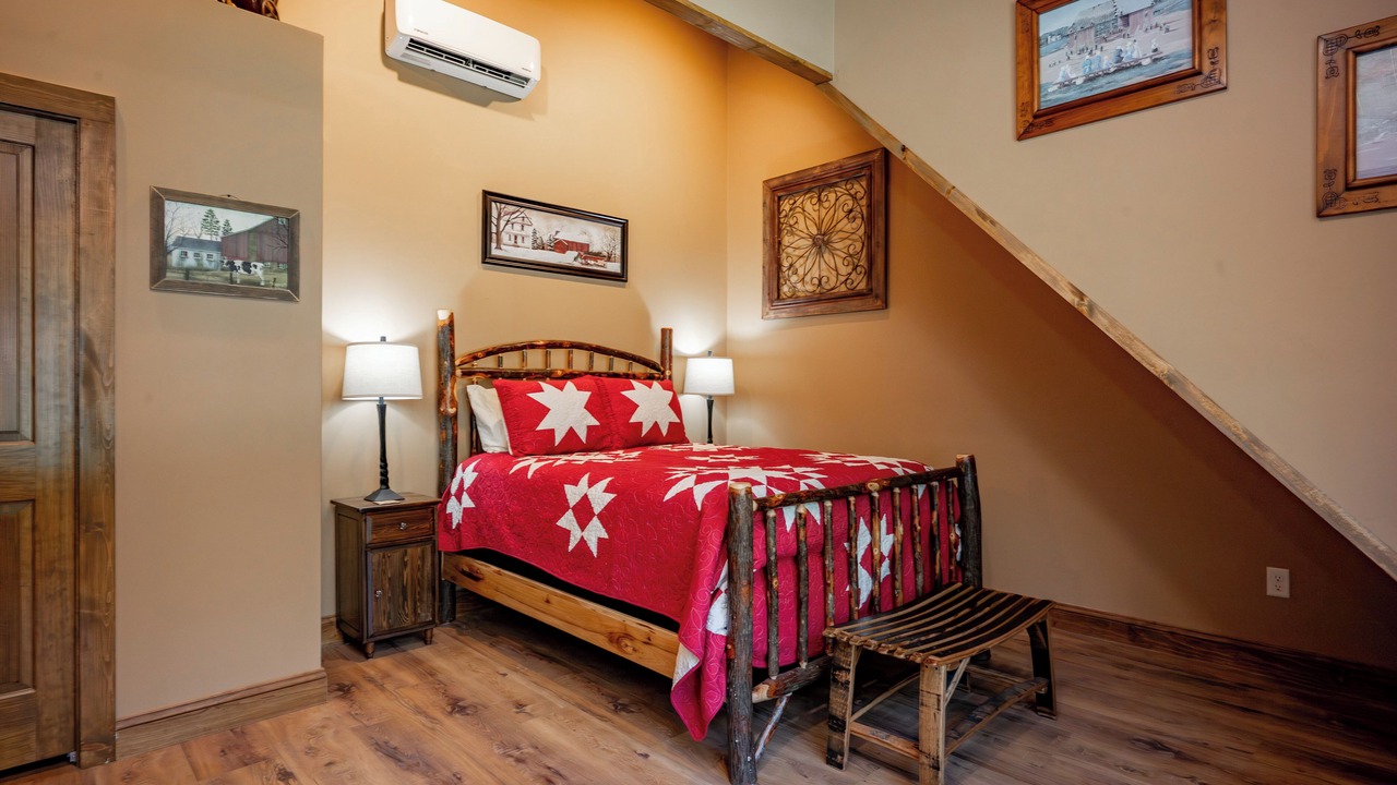 Photo of Bedroom in Friendsville