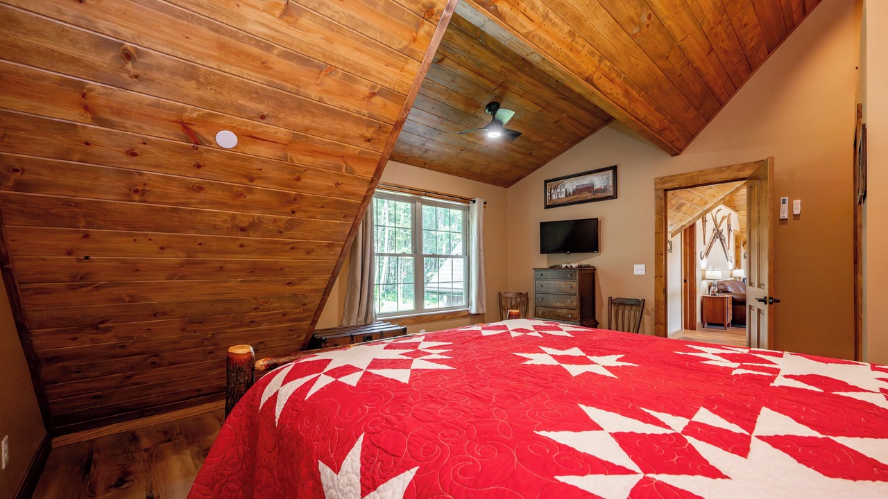 Photo of Bedroom in Friendsville