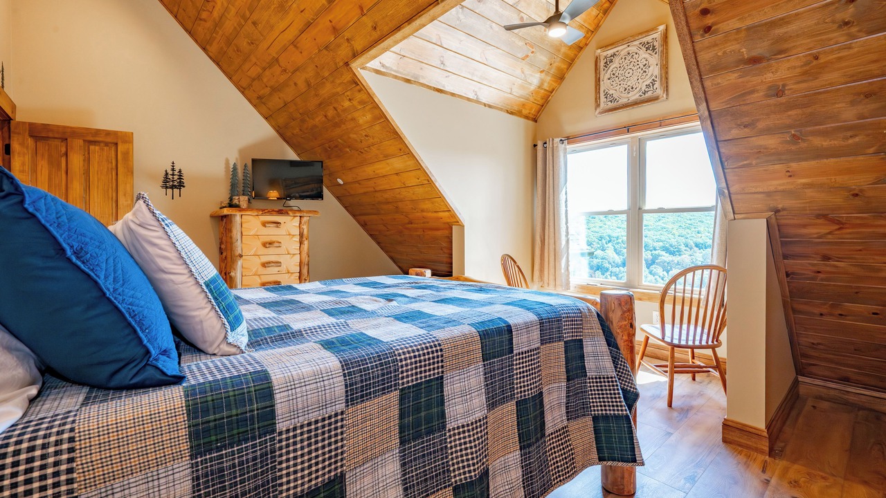 Photo of Bedroom in Friendsville