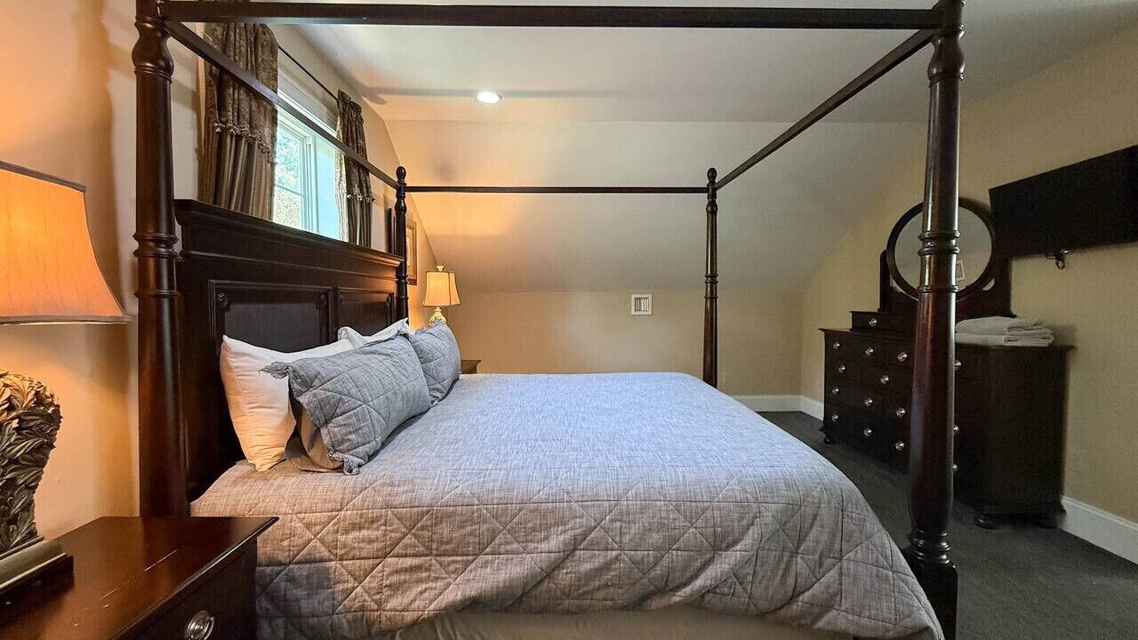 Photo of Bedroom in North Conway