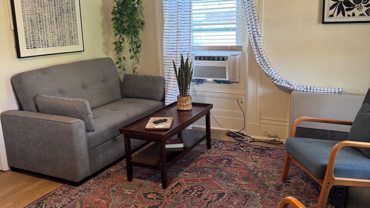 Photo of Livingroom in Old North End