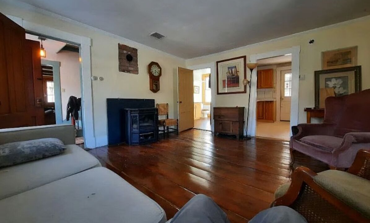 Photo of Livingroom in Sharon