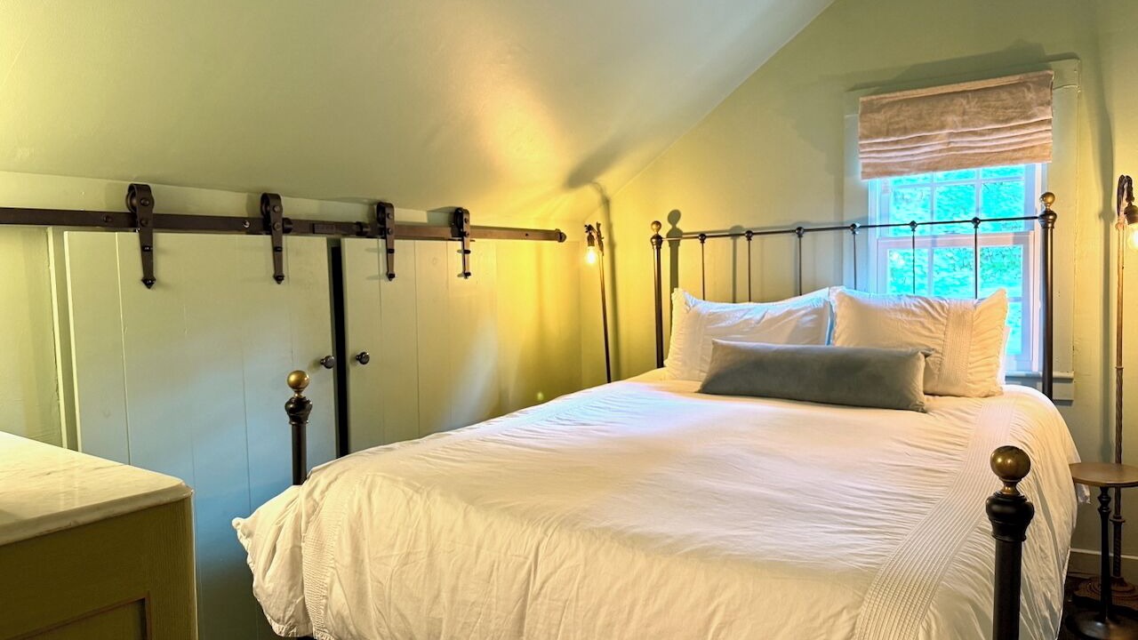 Photo of Bedroom in Clinton Corners