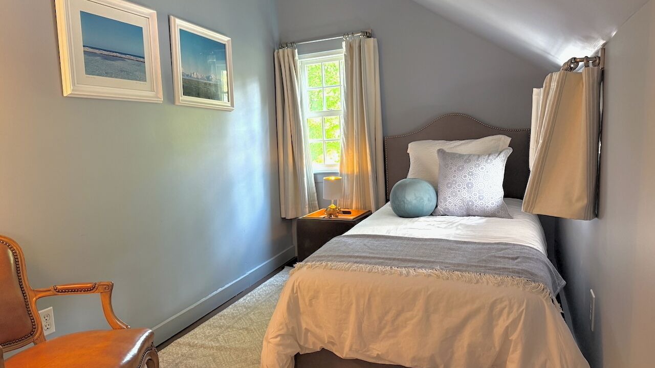 Photo of Bedroom in Clinton Corners