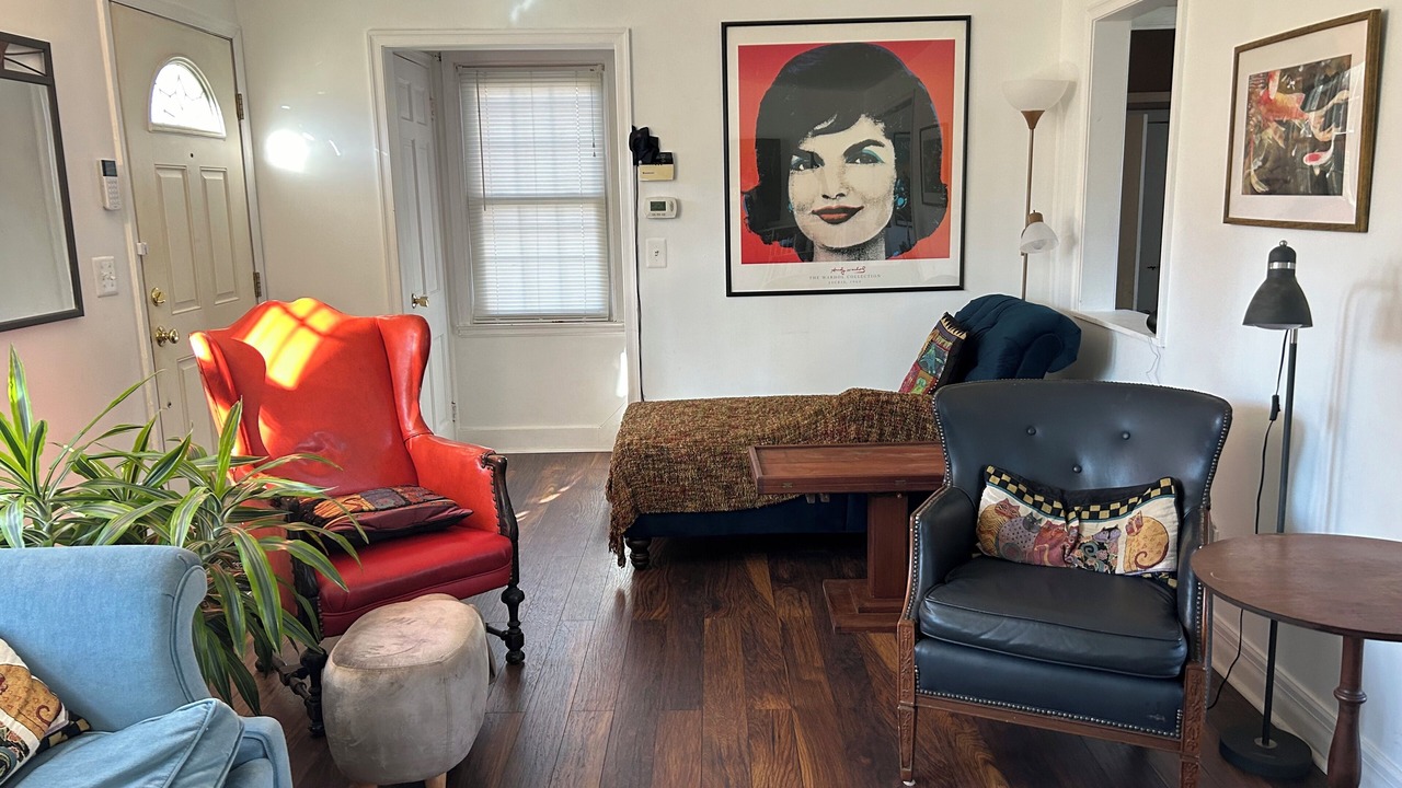 Photo of Livingroom in Niskayuna