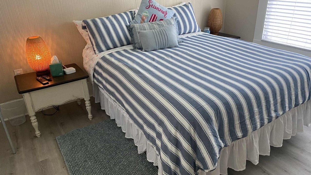 Photo of Bedroom in El Lago