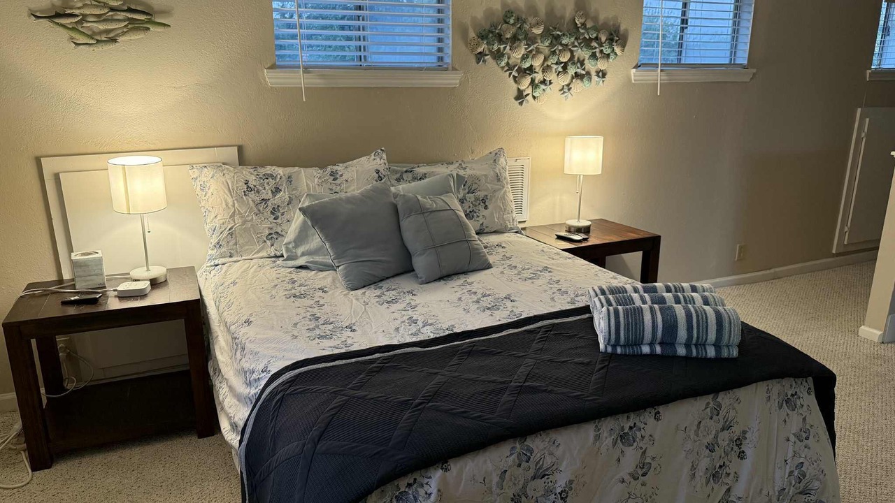 Photo of Bedroom in El Lago