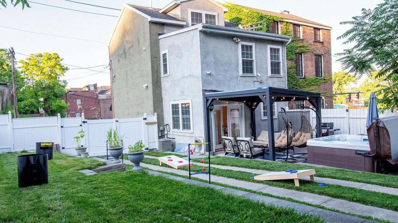 Photo of Outdoor in Albany