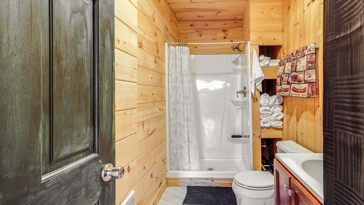 Photo of Bathroom in North River