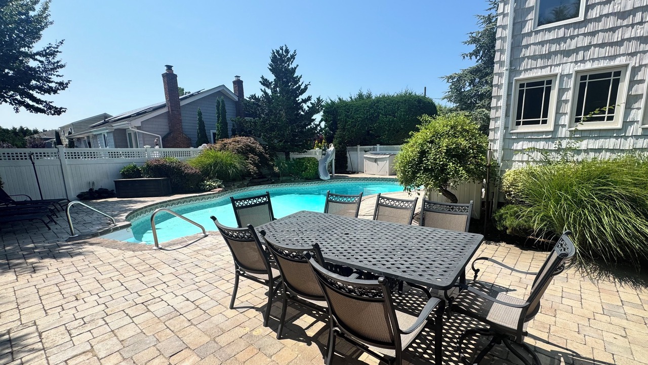 Photo of Outdoor in Massapequa