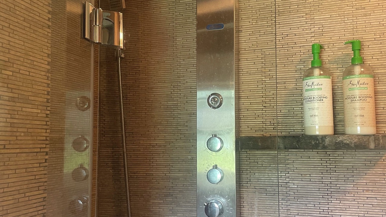 Photo of Bathroom in West Fulton