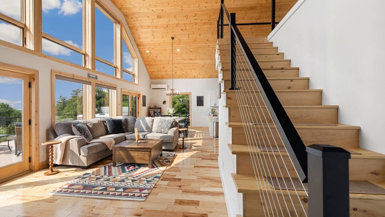 Photo of Livingroom in Saranac Lake