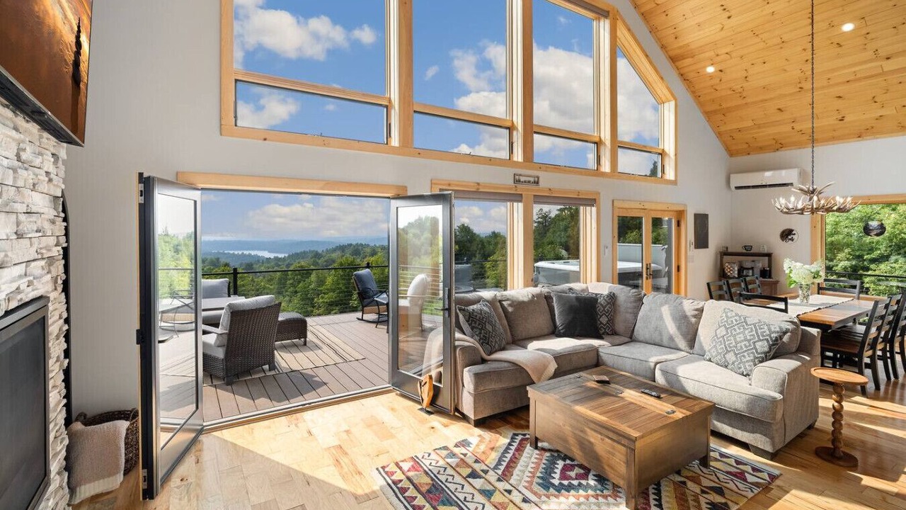 Photo of Livingroom in Saranac Lake