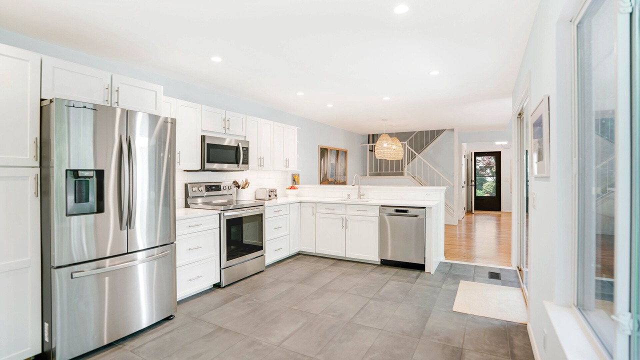 Photo of Kitchen in East Hampton