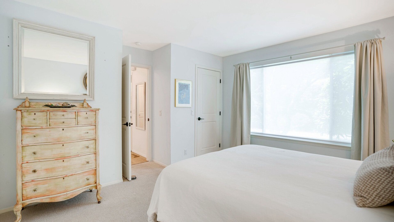 Photo of Bedroom in East Hampton