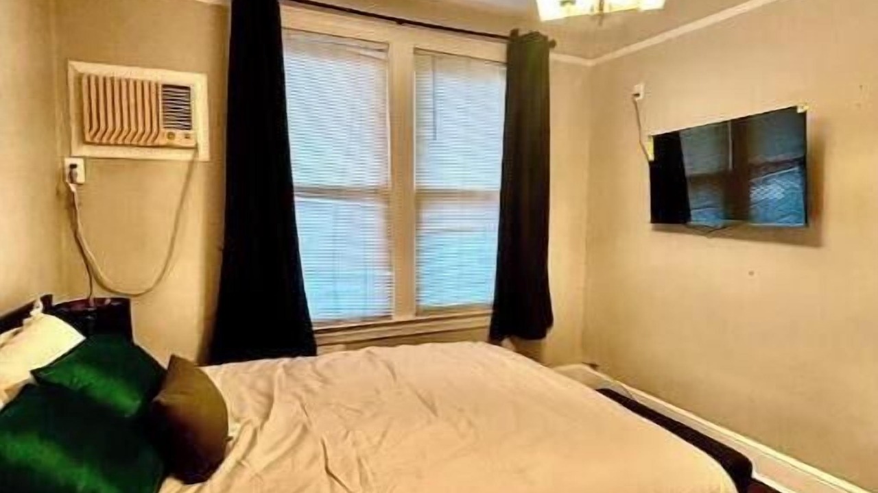 Photo of Bedroom in Williamsbridge