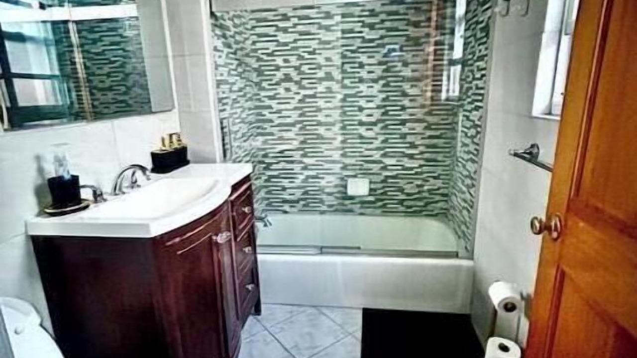 Photo of Bathroom in Williamsbridge