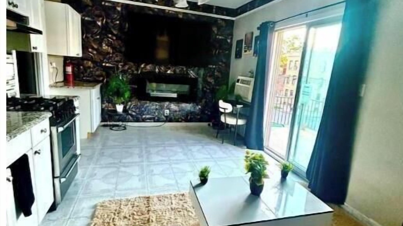 Photo of Livingroom in Williamsbridge