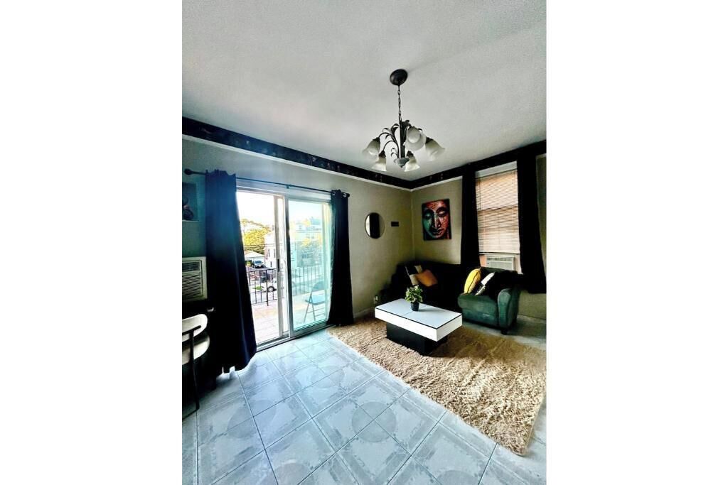 Photo of Livingroom in Williamsbridge