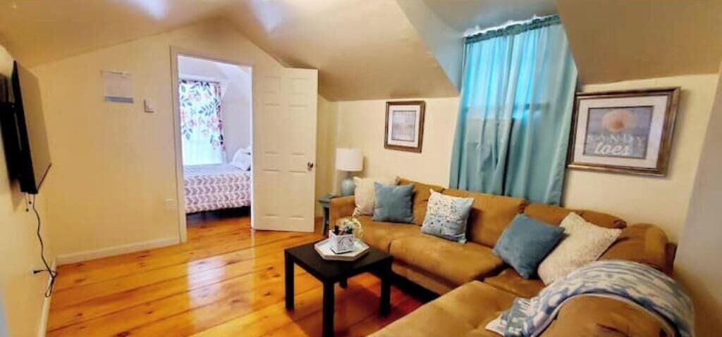 Photo of Livingroom in North Weymouth