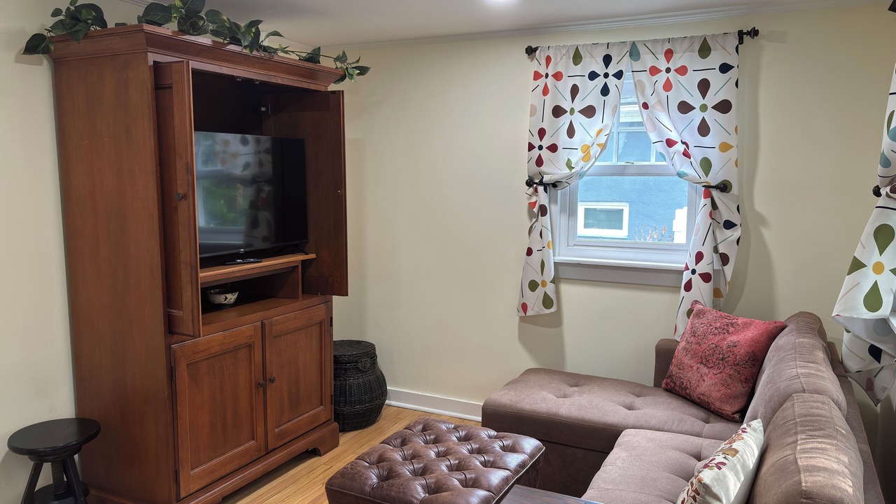 Photo of Livingroom in Lambertville