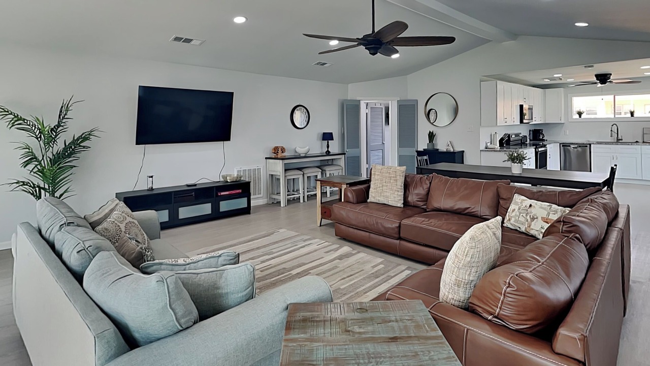 Photo of Livingroom in Surfside Beach