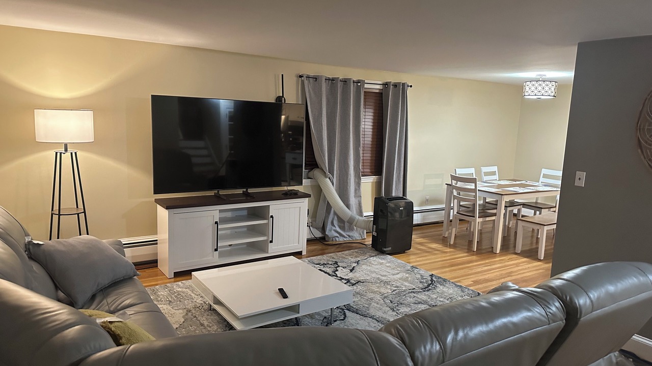 Photo of Livingroom in Peabody