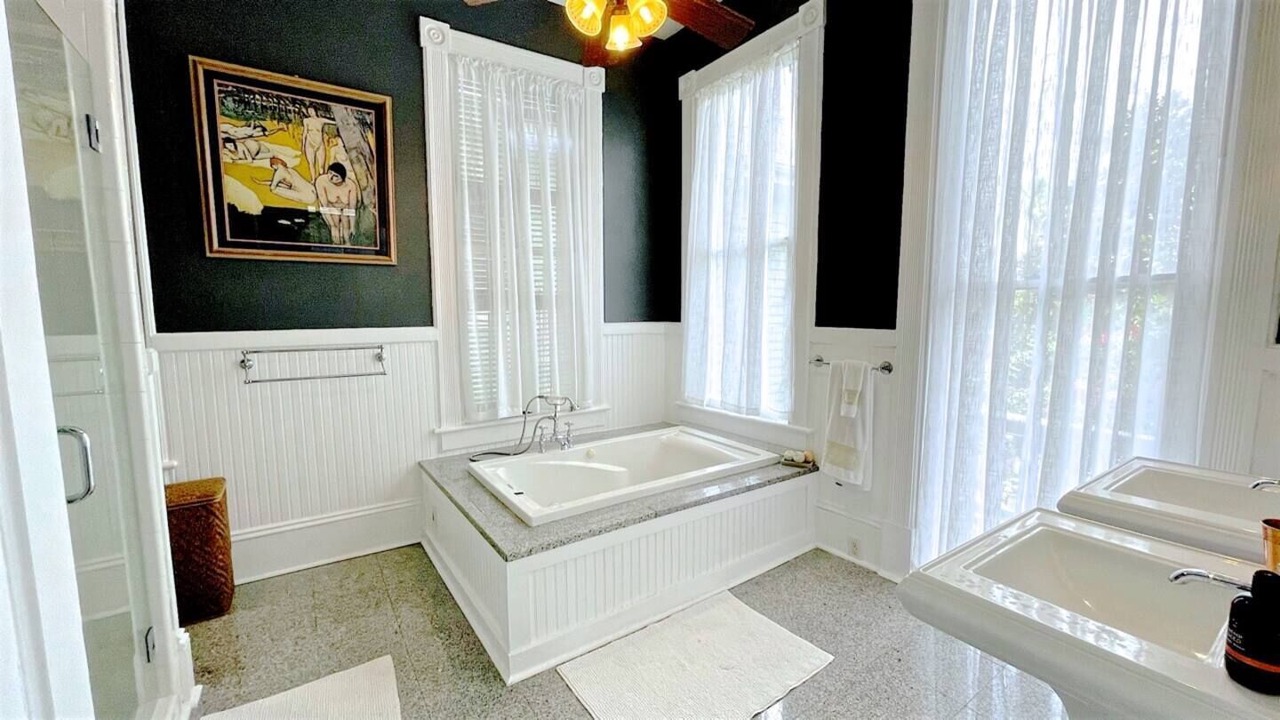 Photo of Bathroom in Galveston