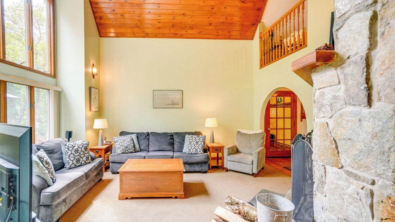 Photo of Livingroom in West Dover