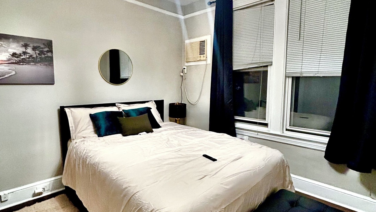 Photo of Bedroom in Williamsbridge