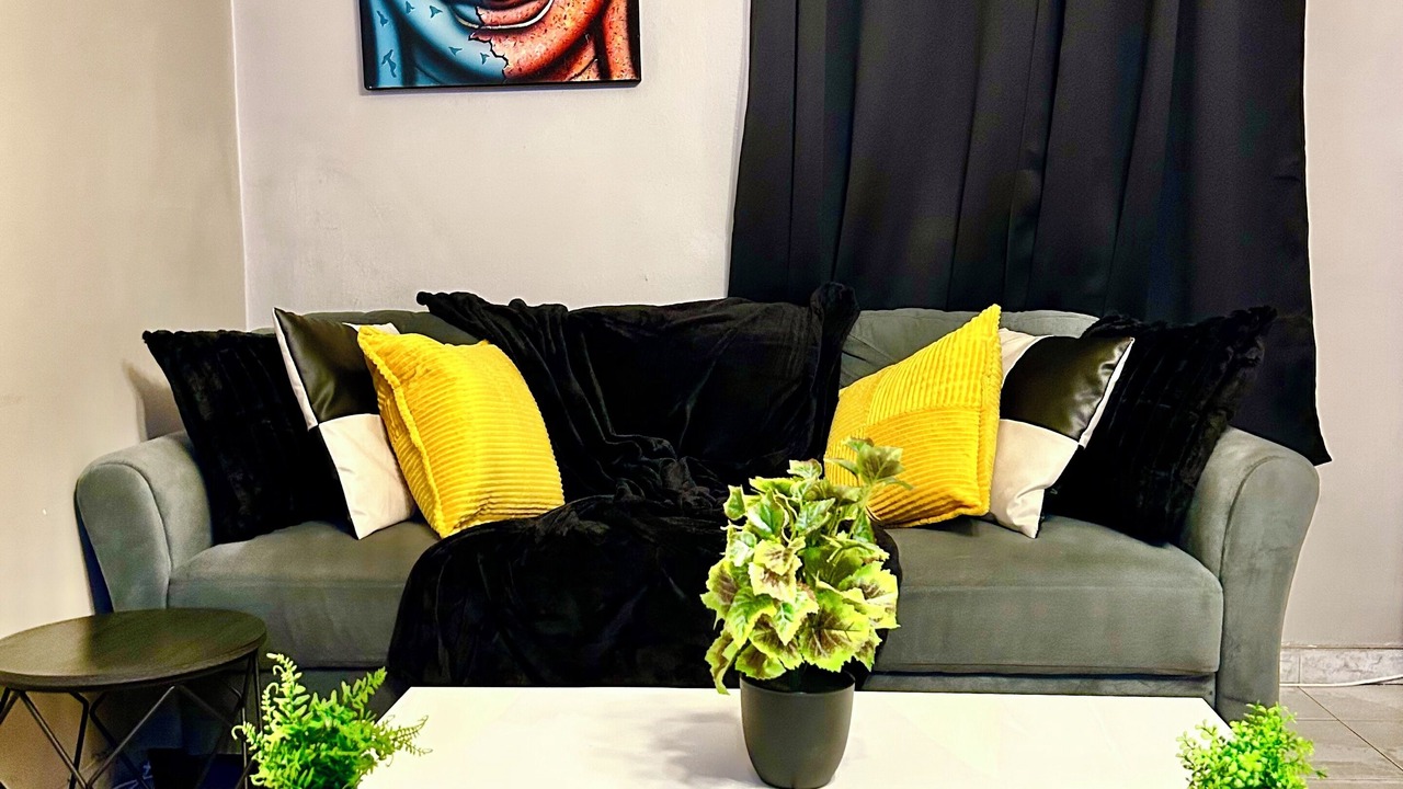 Photo of Livingroom in Williamsbridge