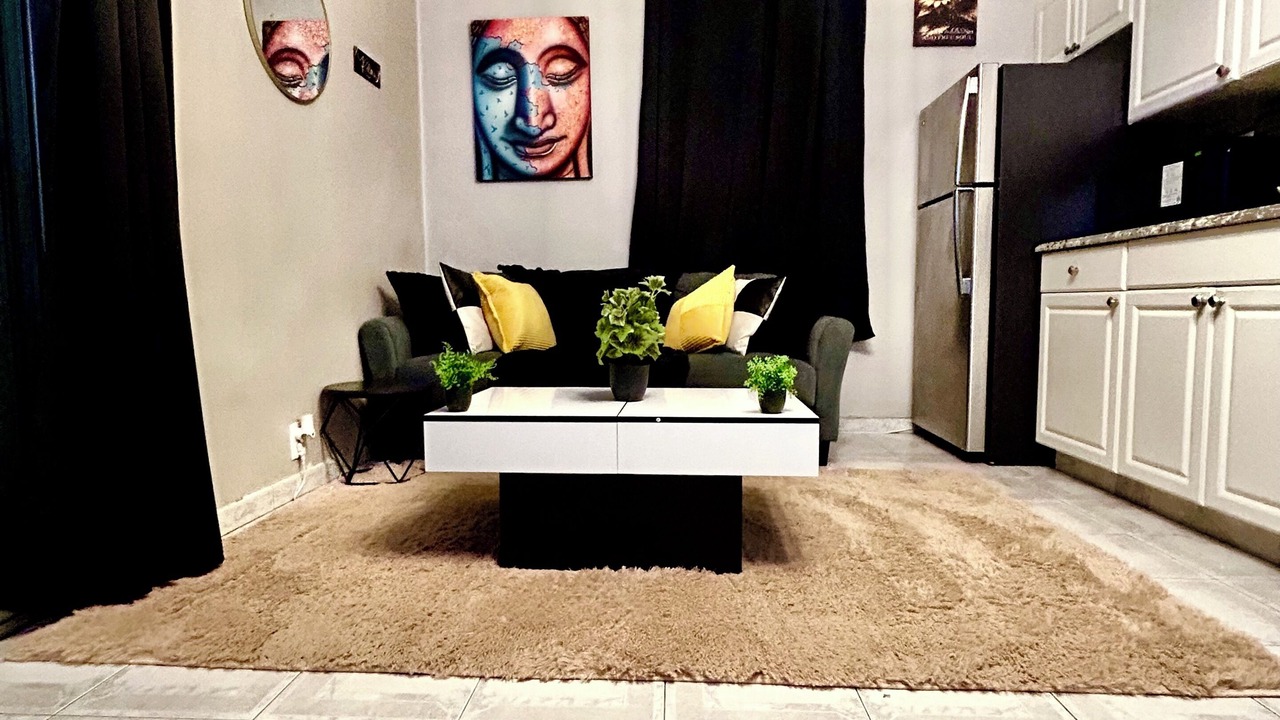 Photo of Livingroom in Williamsbridge