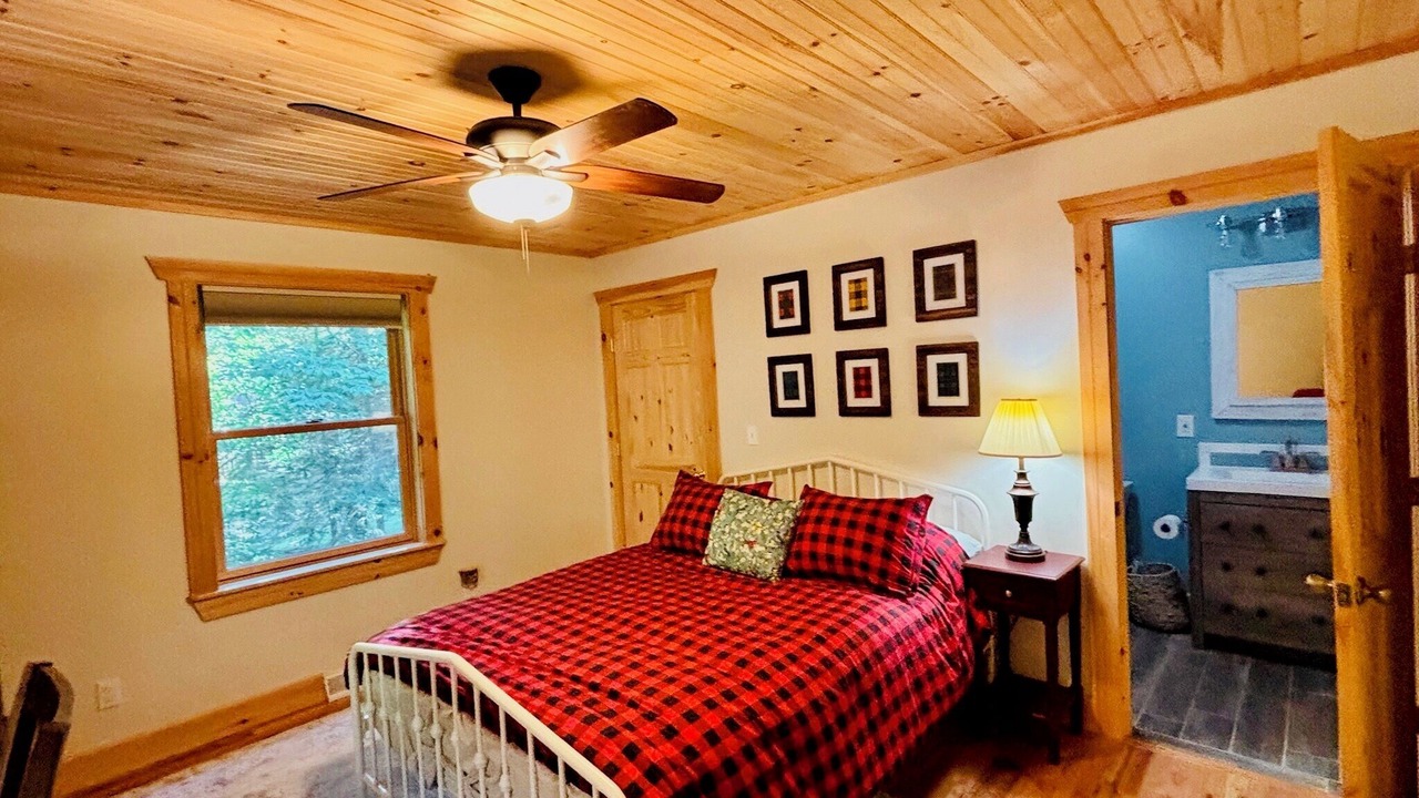 Photo of Bedroom in Speculator