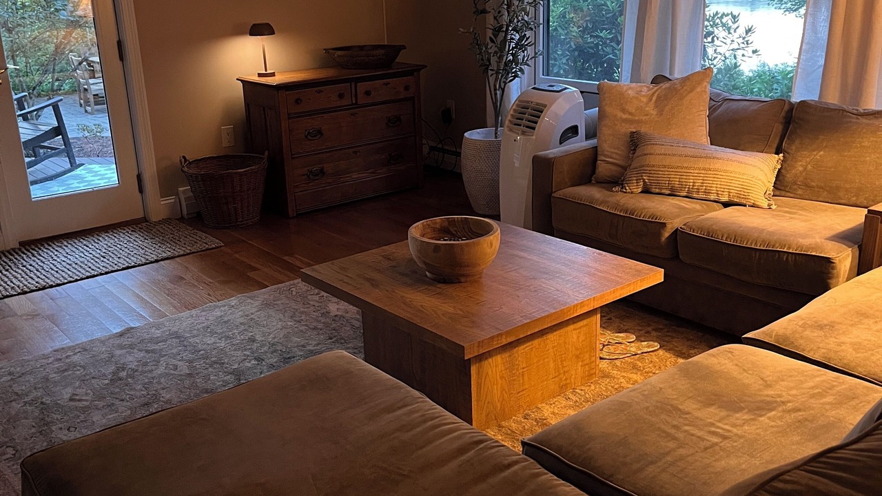 Photo of Livingroom in Center Harbor