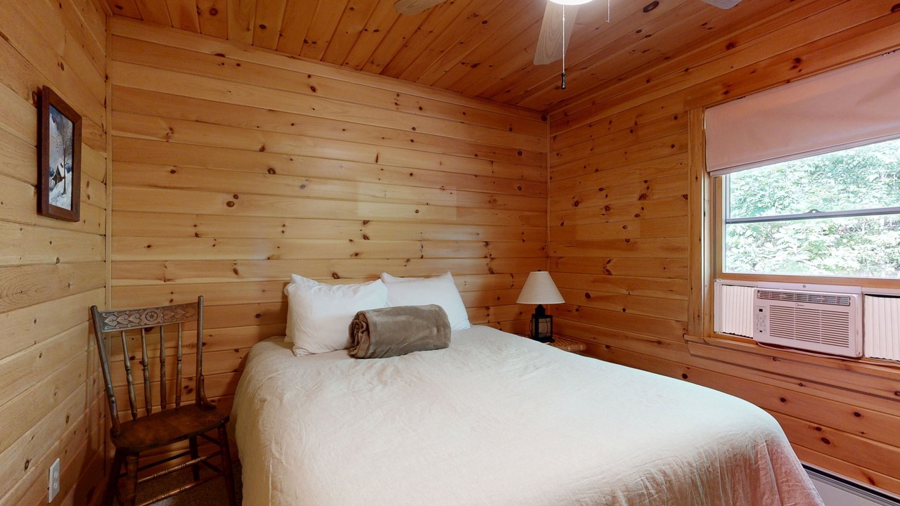 Photo of Bedroom in Greenwood