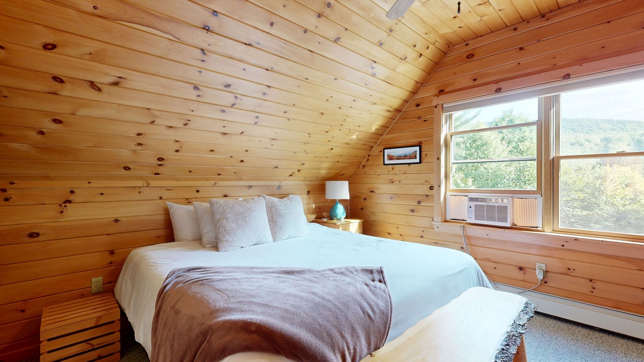 Photo of Bedroom in Greenwood