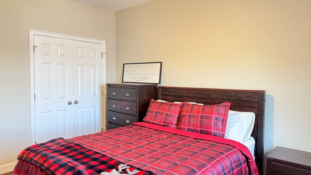 Photo of Bedroom in Laconia
