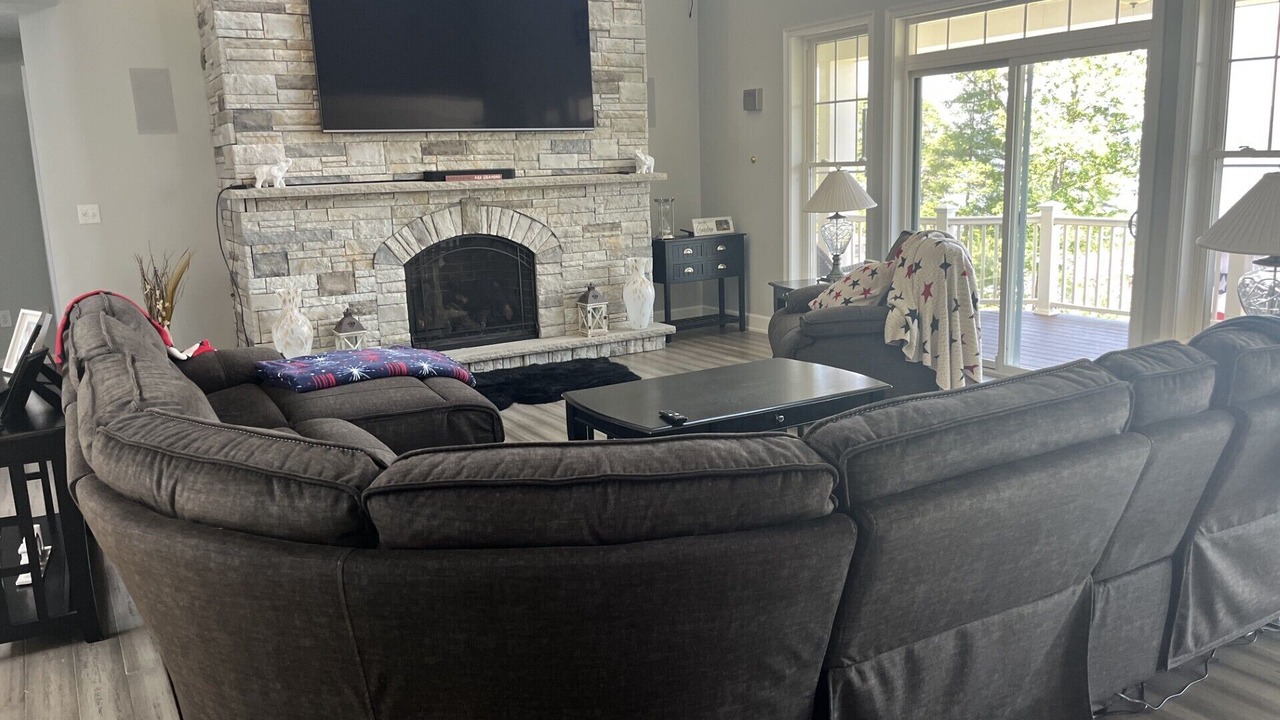 Photo of Livingroom in Laconia