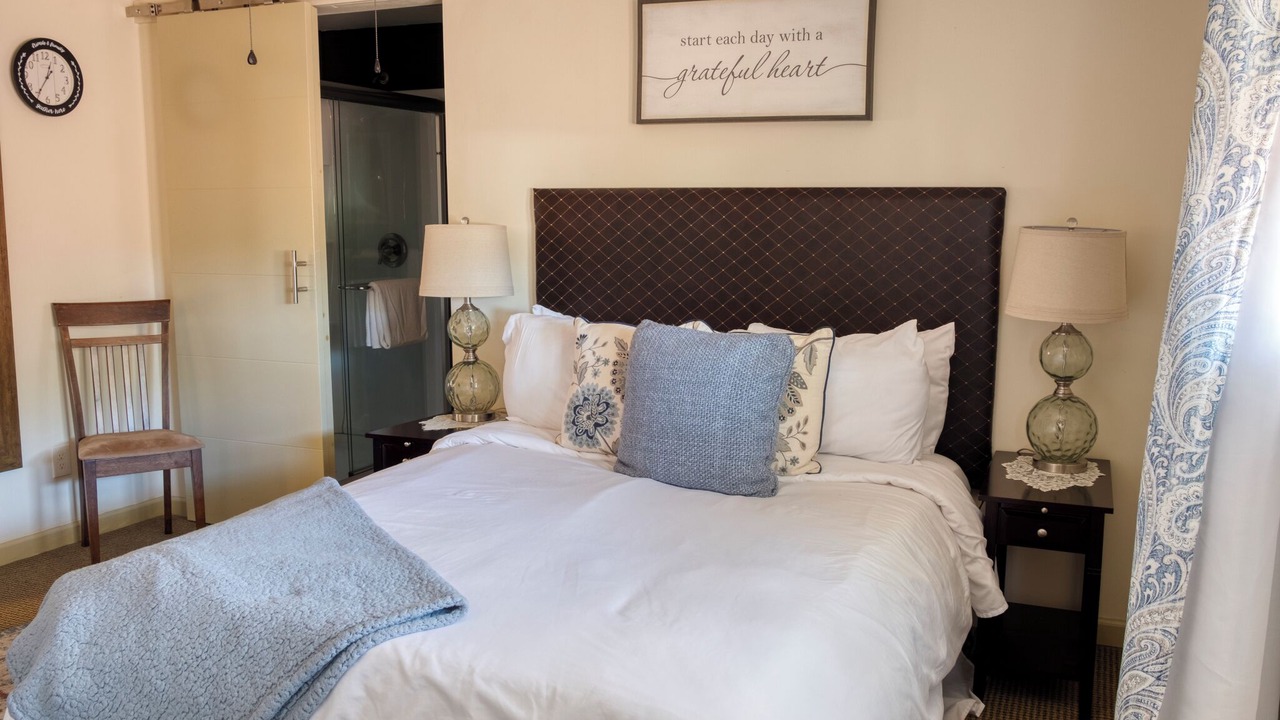 Photo of Bedroom in Niagara Falls