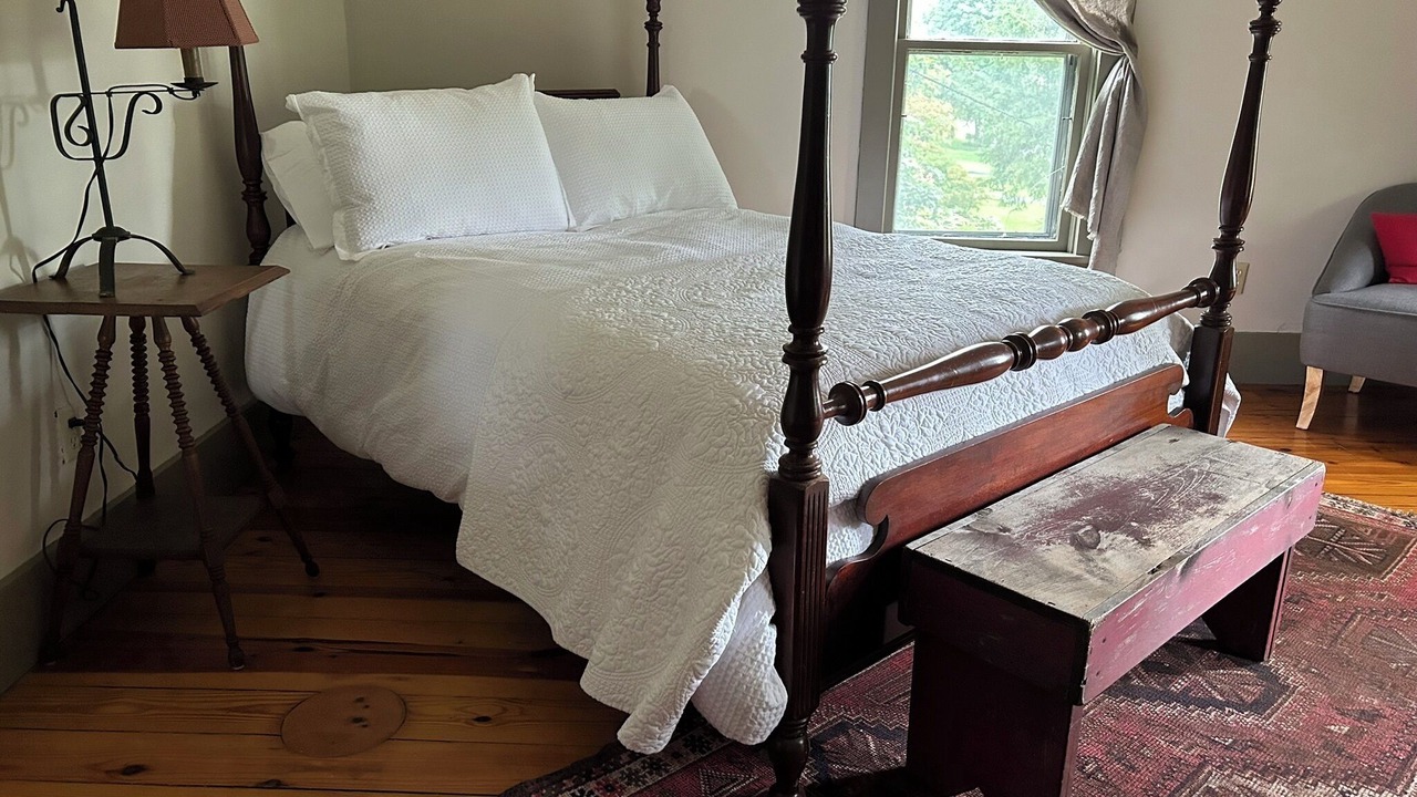 Photo of Bedroom in Skaneateles