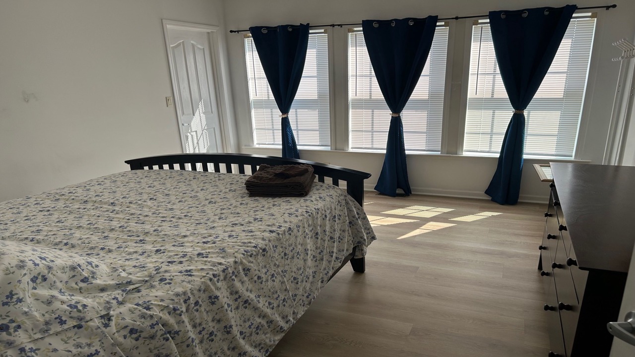 Photo of Bedroom in Crystal Hill