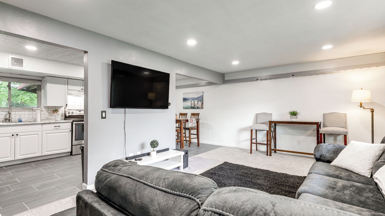 Photo of Livingroom in Dayton