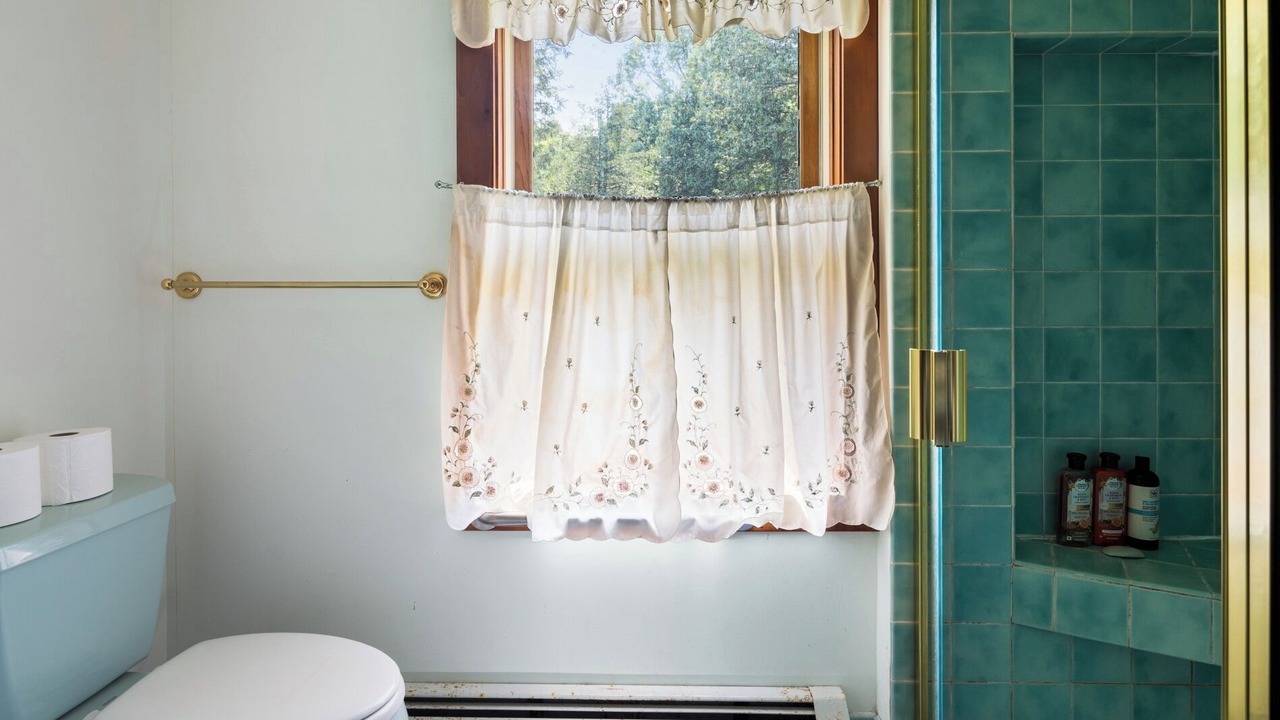 Photo of Bathroom in Shelburne