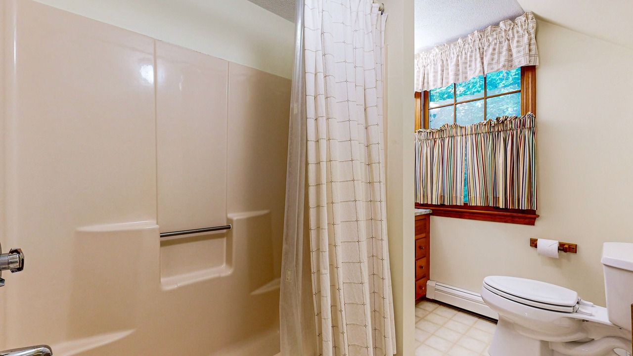 Photo of Bathroom in Center Harbor